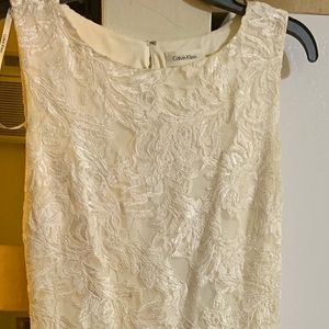 Long white dress. Calvin  Klein.